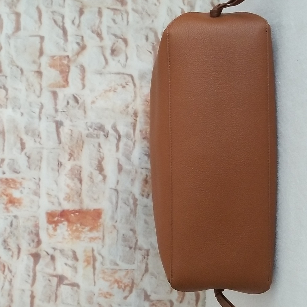 Chloe Sense Medium Calfskin Tote Bag - Picture 9 of 14